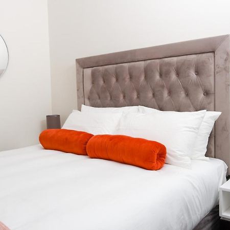 Fumo House Lifestyle Apartments Midrand Extérieur photo