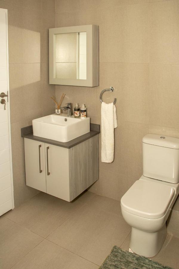 Fumo House Lifestyle Apartments Midrand Extérieur photo