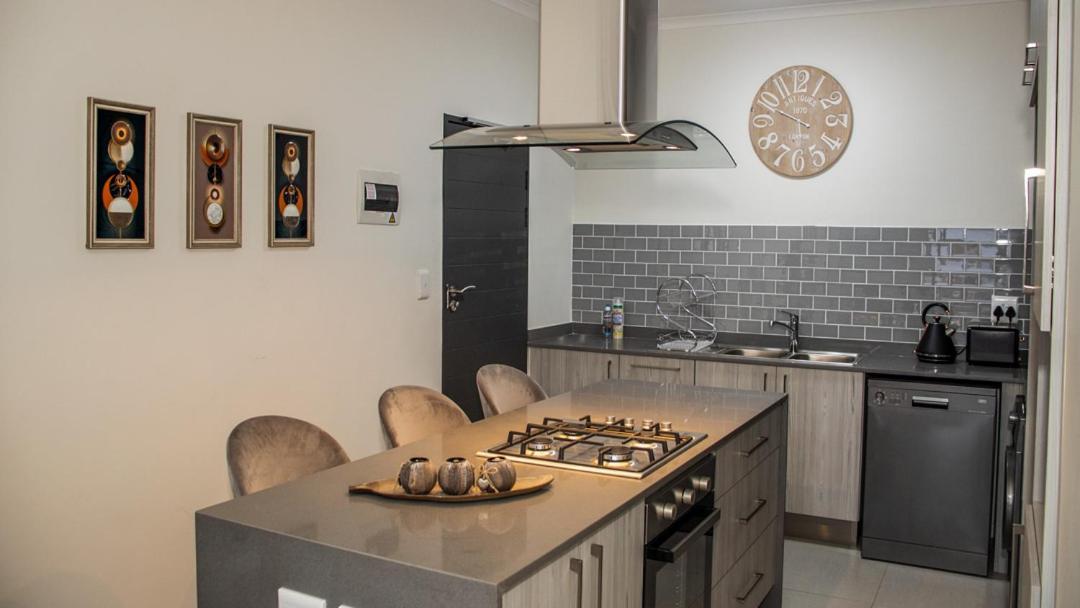 Fumo House Lifestyle Apartments Midrand Extérieur photo