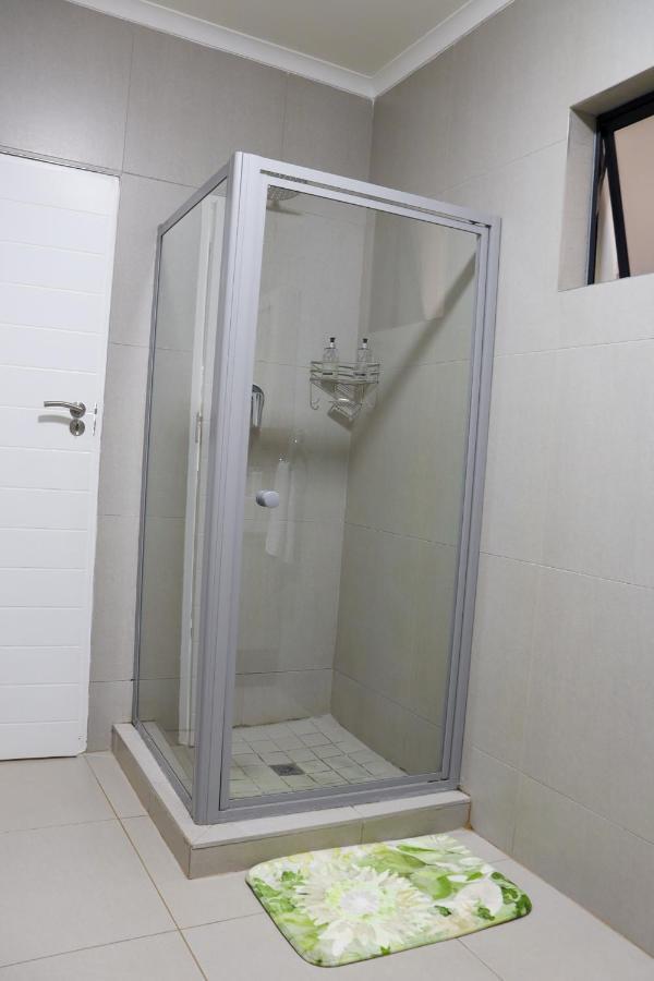 Fumo House Lifestyle Apartments Midrand Extérieur photo